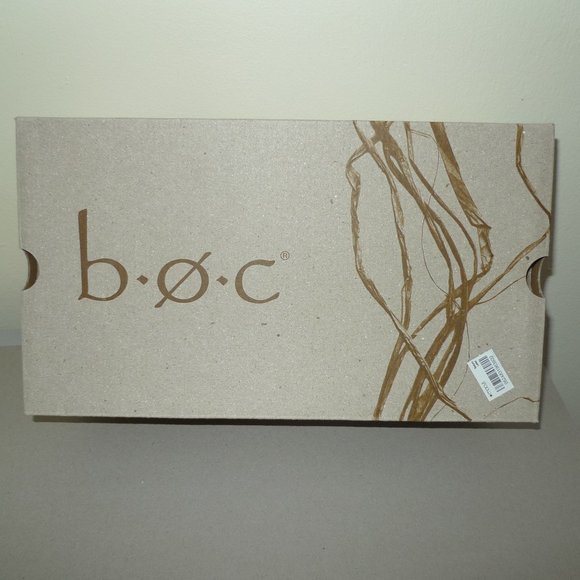 B.O.C BROGUES Shoe    NWT - Picture 9 of 10